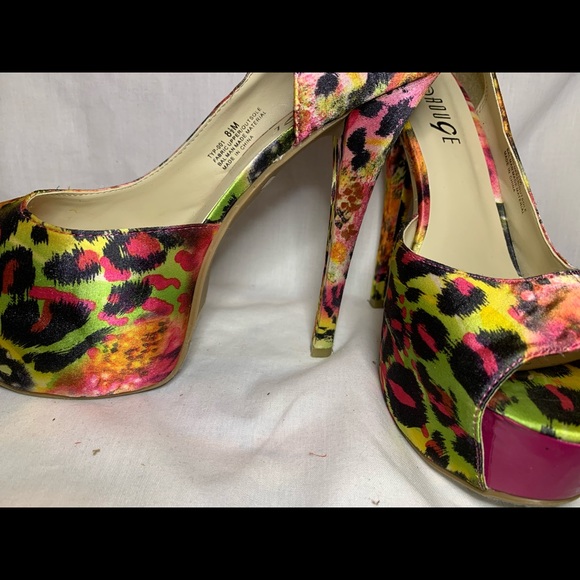 Cute heels - Picture 3 of 8